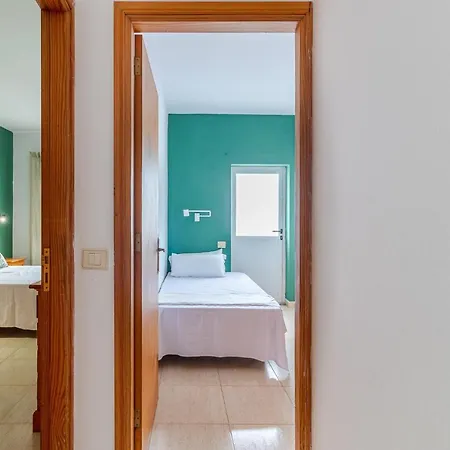 Guelfo Fuerteventura Airport פוארטו דל רוסריו