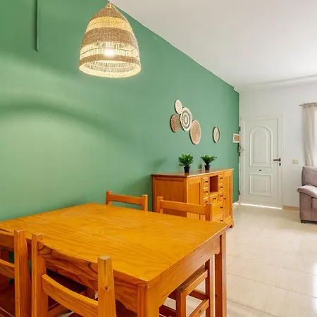 Guelfo Fuerteventura Airport Пуэрто-дель-Росарио