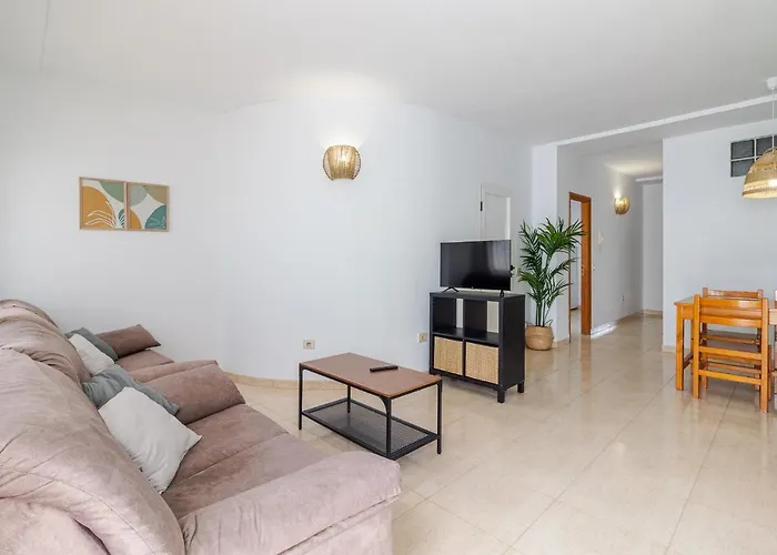 Guelfo Fuerteventura Airport Apartmán *