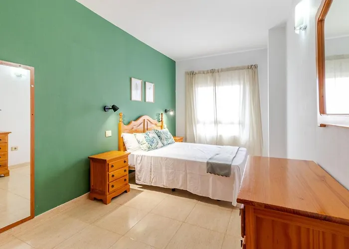 Guelfo Fuerteventura Airport * Puerto del Rosario (Fuerteventura)